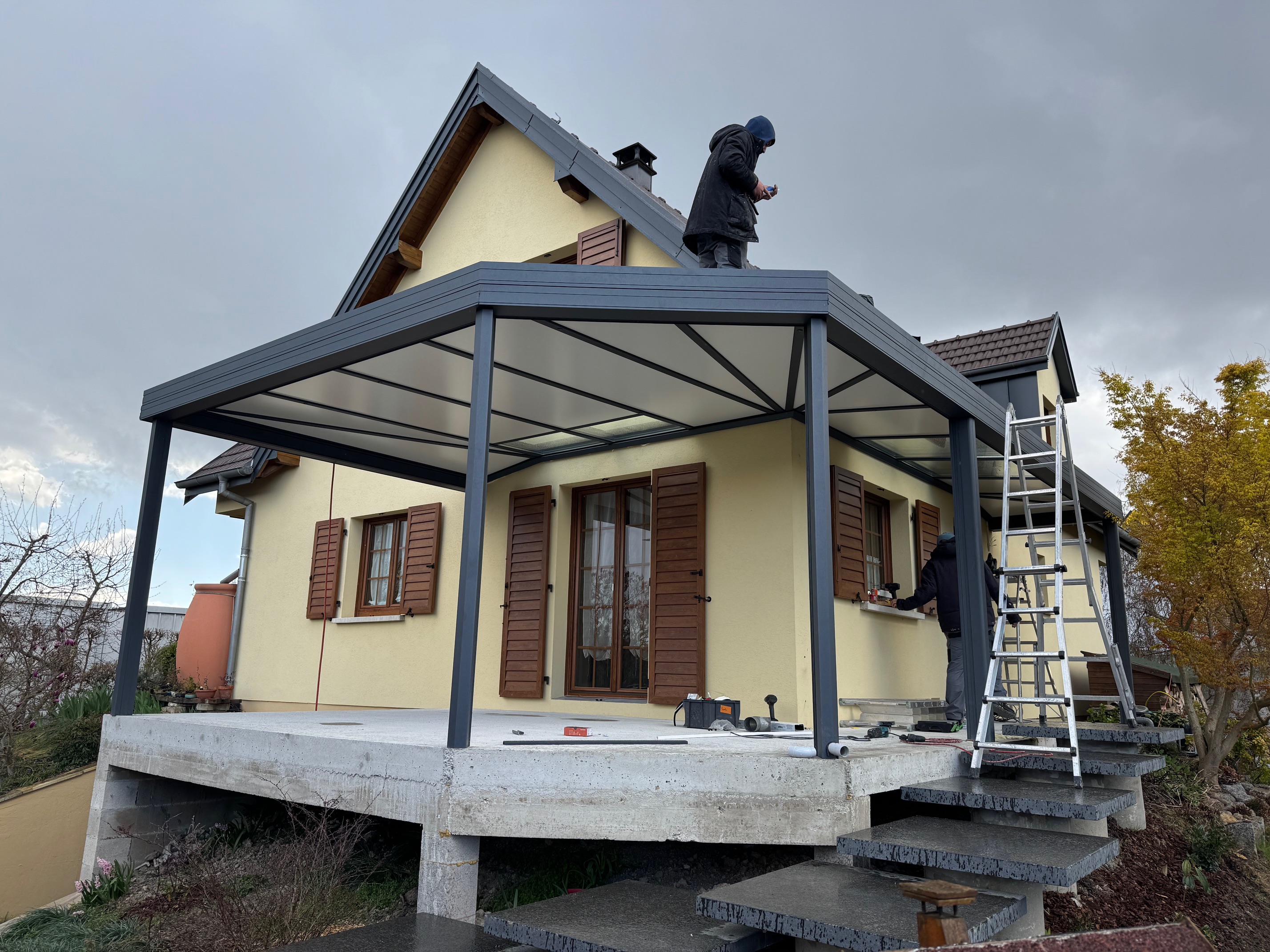 Maison-pendant-pose-veranda-2.jpeg